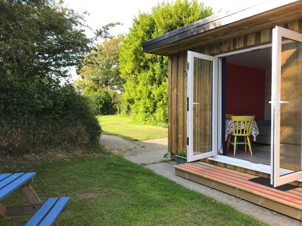 Woodpecker Glamping Cabin Бодмін Екстер'єр фото